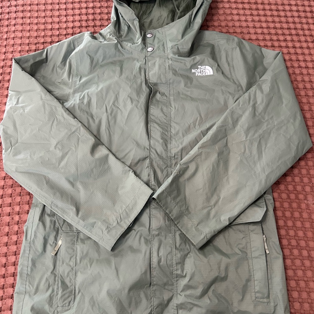 The North Face Youth Resolve Reflective Rain Jacket Size L 14/16 Olive Green